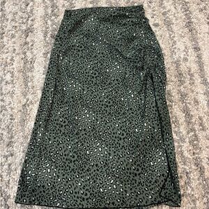 Satin-style Leopard Print Green Skirt